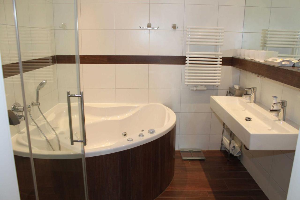 Ruegen Star Appartements De Luxe ザスニッツ エクステリア 写真