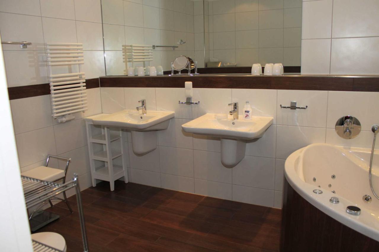 Ruegen Star Appartements De Luxe ザスニッツ エクステリア 写真